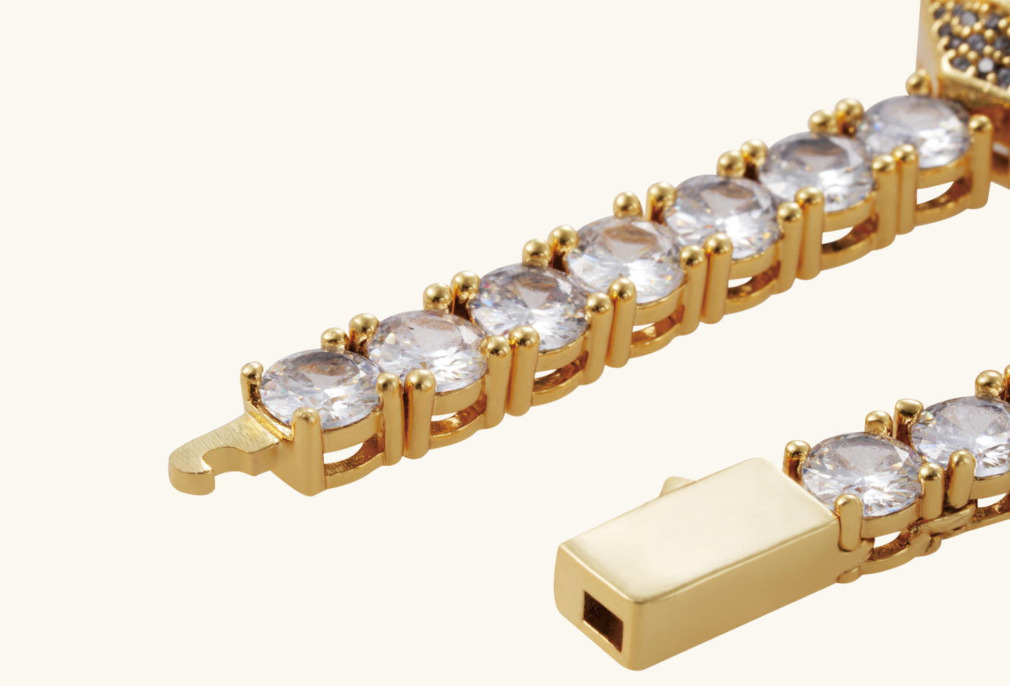 Close-up of Buzzbloom 4mm Diamond 14K Tennis Chain clasp detail