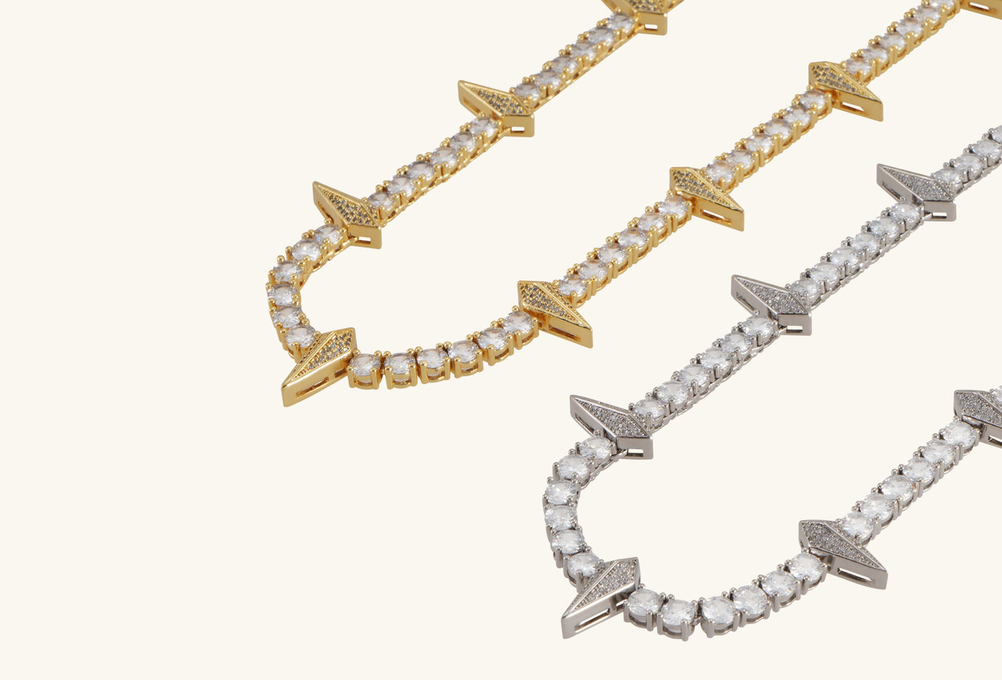 Clasp detail of Diamond 14K Panther-Inspired Tennis Chain - BUZZBLOOM